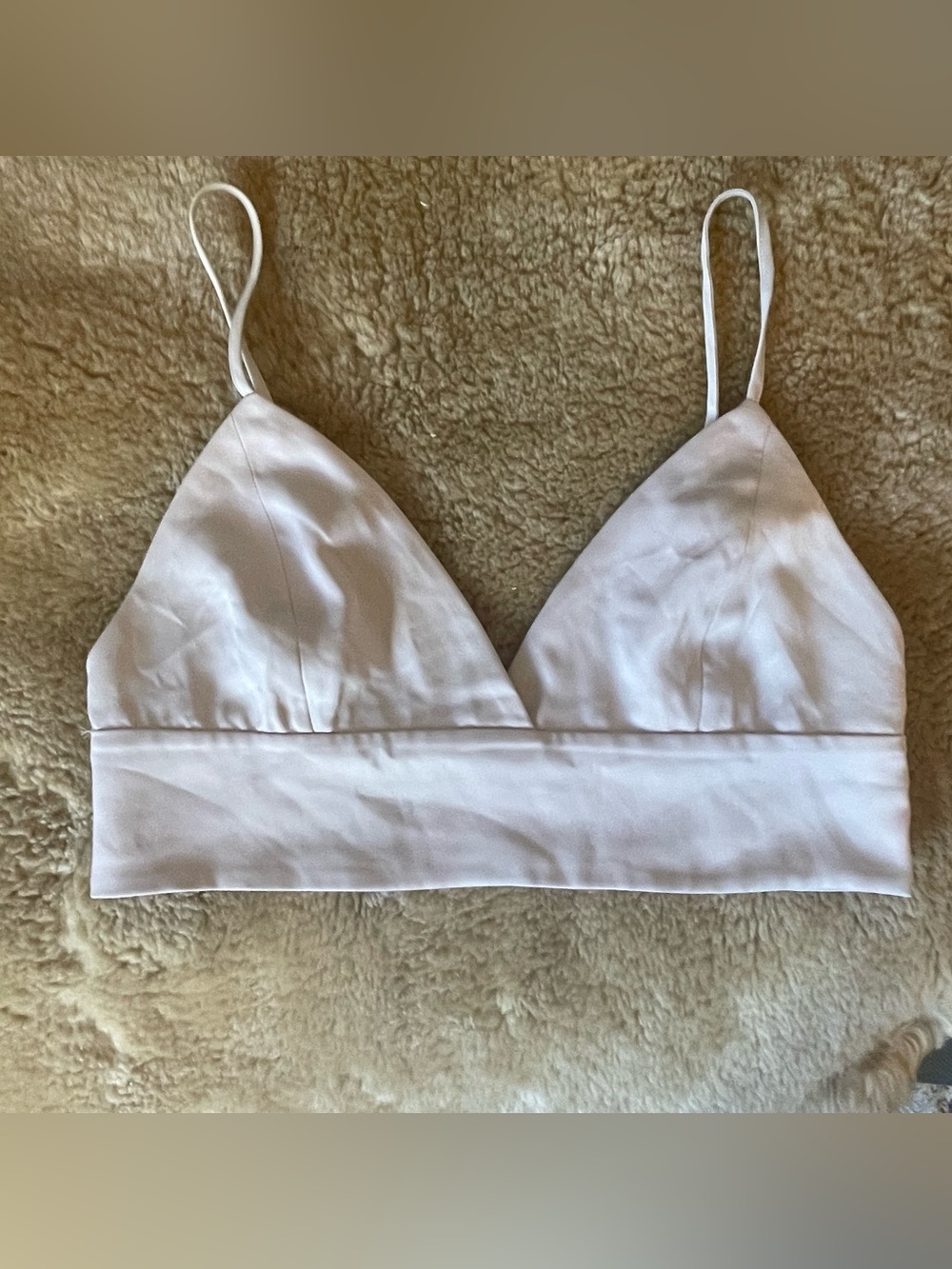Babaton Aritzia Satin Bralette in Cream. Women’s M